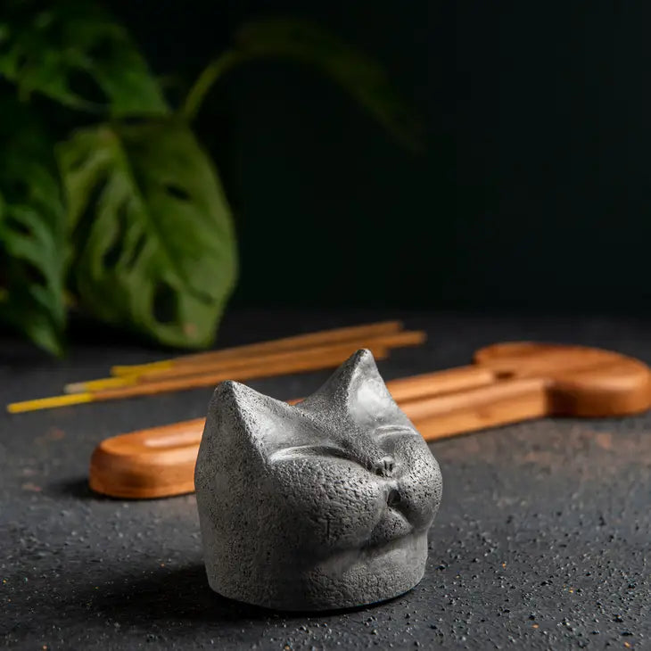 He Cat Incense Holder